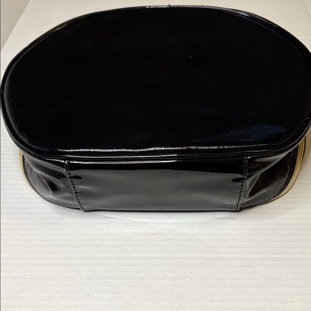 Lancôme Paris Black Patent Cosmetics Bag - Picture 4 of 6